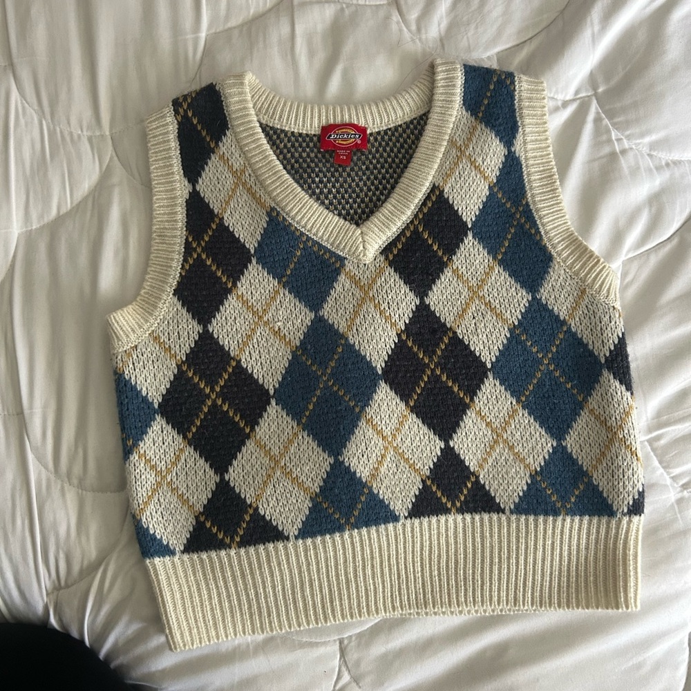 Dickies Cream and Blue Argyle V-Neck Sweater Vest